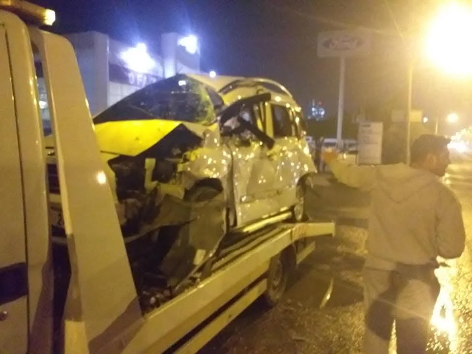 Advantage Oto Kurtarma Yol Yardım/ izmir çekici - İzmr İstanbul Yolu 7/24 Çekici Kurtarıcı Yol Yardım Hizmeti 